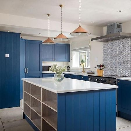 Stanway House, 8 Bedroom, 8 Bath كيلتنهام المظهر الخارجي الصورة